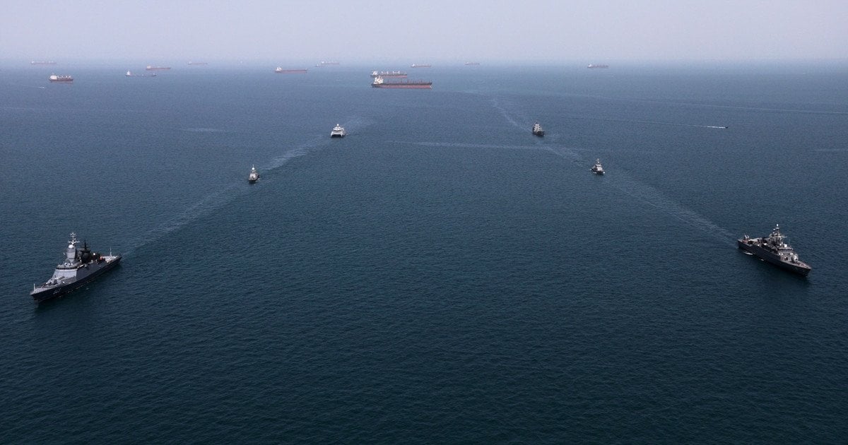 Іран не розблокує Ормузьку протоку