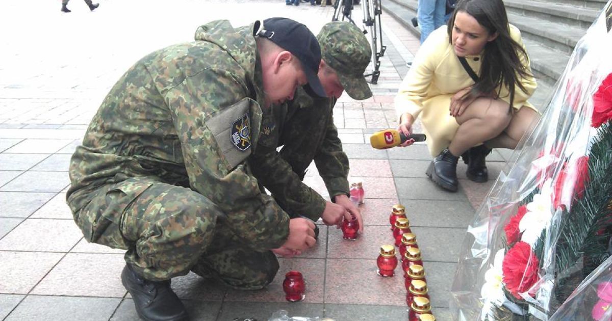 Военные почтили память погибших собратьев / © Национальная гвардия Украины