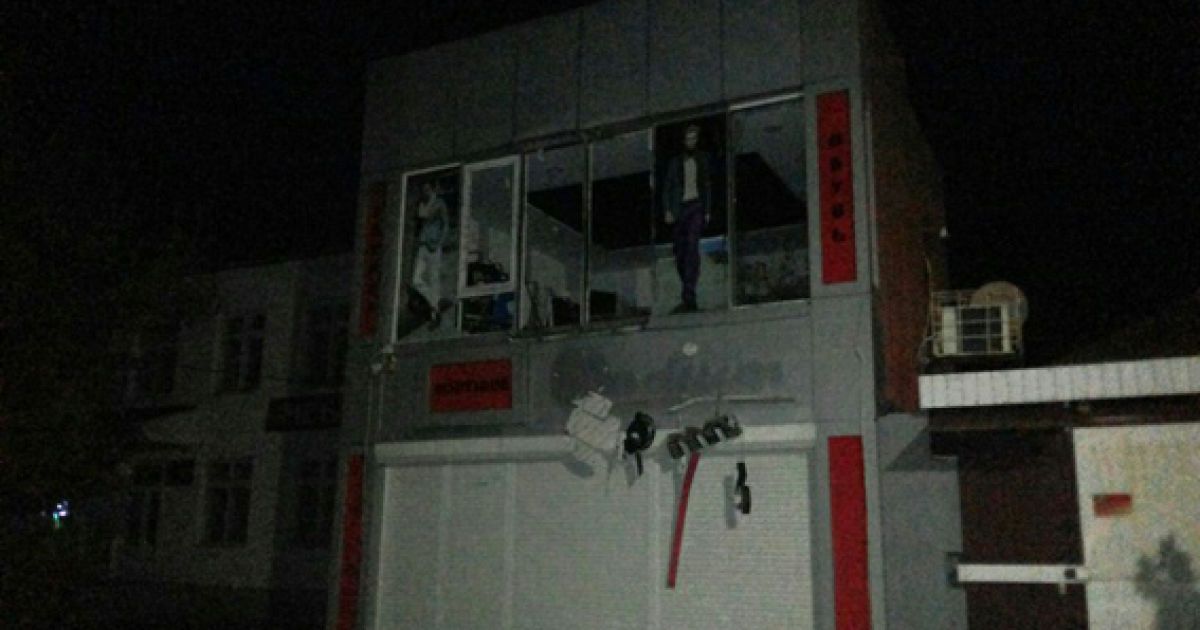 Полиция обнародовала подробности взрыва в Геническе: в магазин бросили противотанковую гранату