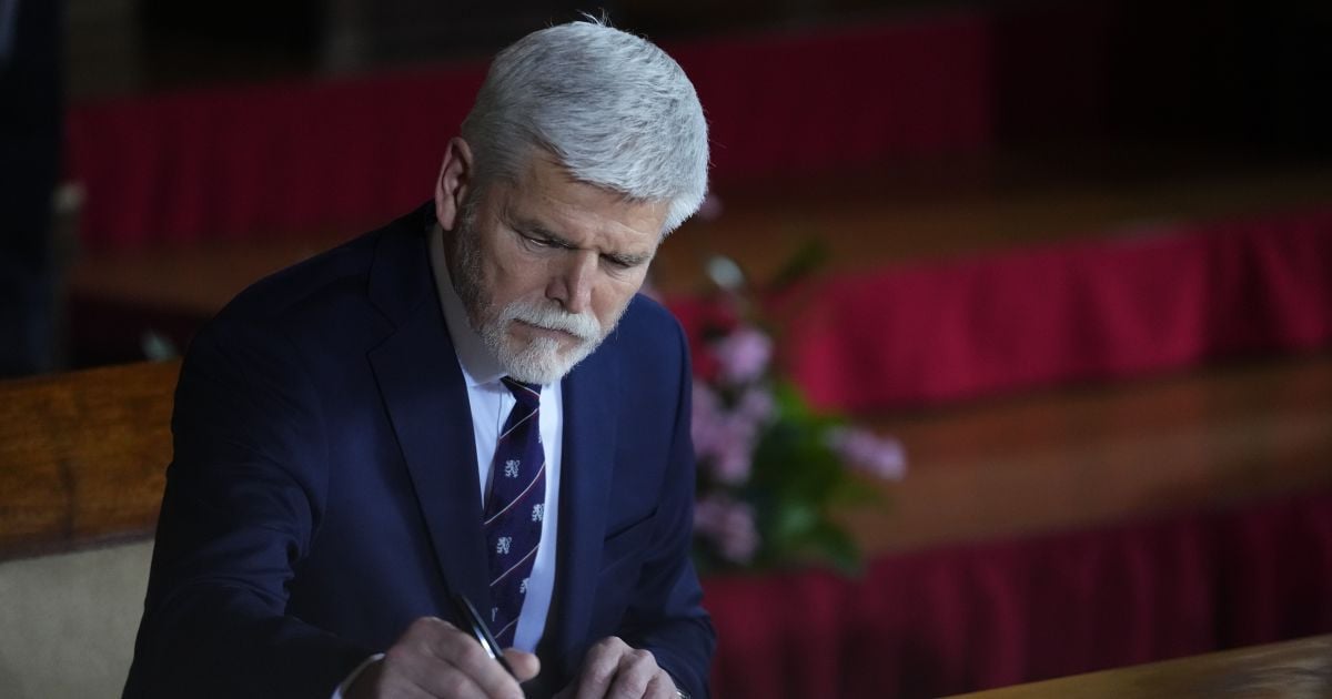 Петр Павел анонсировал скорую поставку снарядов Украине