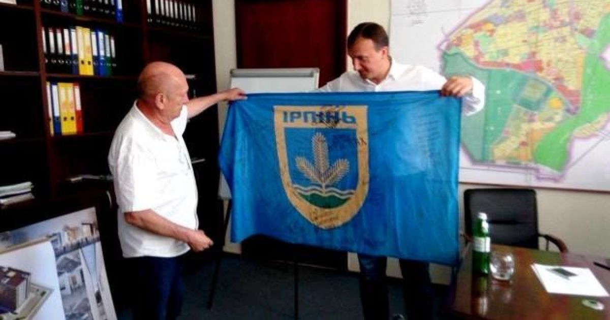 Обшуки в Ірпені та Бучі: Карплюк пообіцяв бути на роботі після обіду, а Федорук - у своєму маєтку