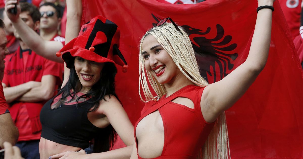 Болельщицы, которые посетили матчи Евро-2016 19 июня