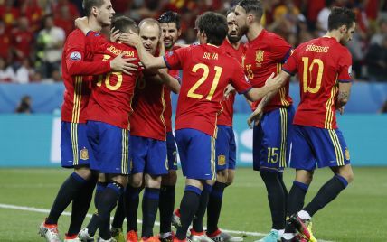 Испания поиздевалась над Турцией и вышла в 1/8 финала Евро-2016