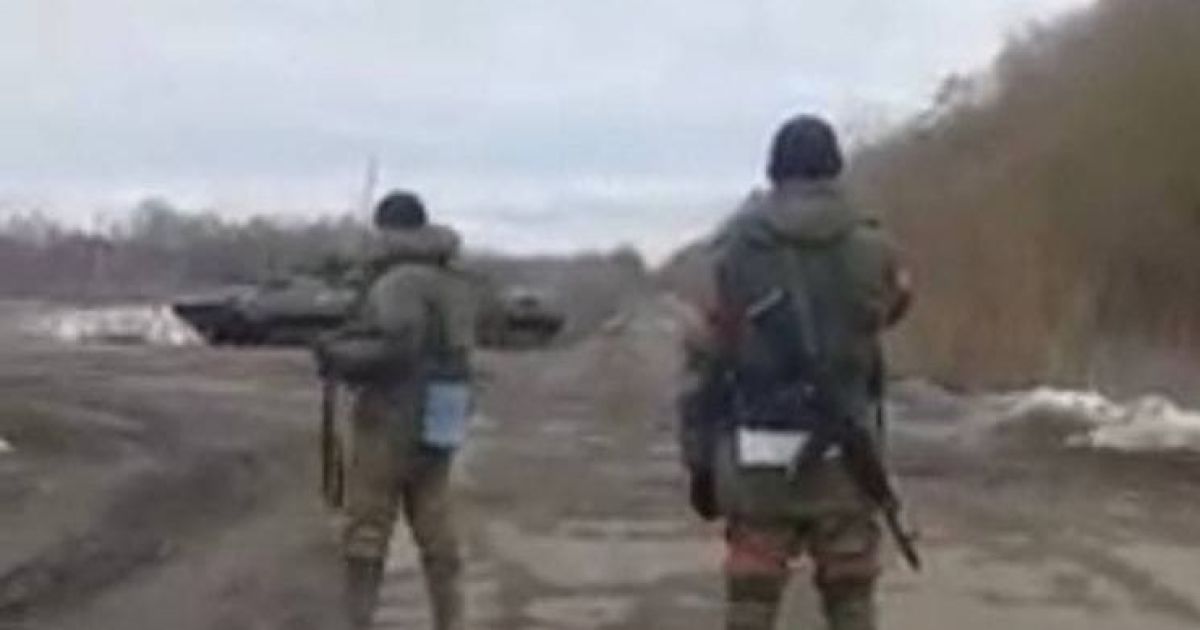 "Це моя земля,  ви у мене вдома": українка на Сумщині морально знищила окупантів на блокпосту (відео)