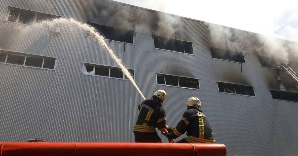 Пожежа на Червоноткацькій_2