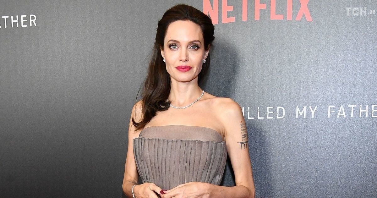 Анджелина Джоли до сих пор считает секс с Брэдом Питтом лучшим в своей жизни — и мы знаем, почему