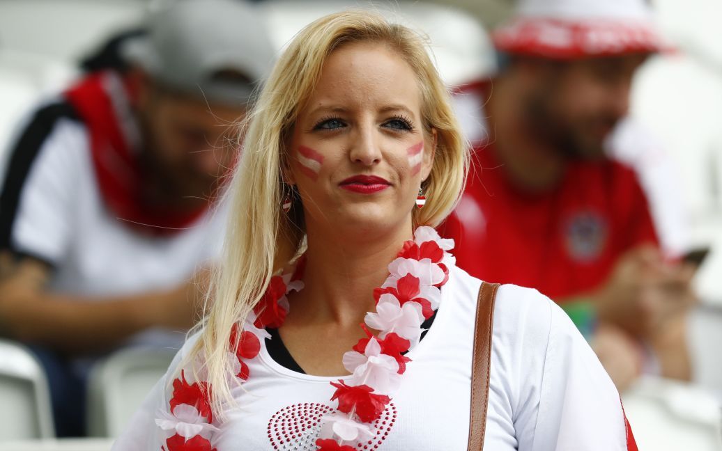 Фото фанаток Евро-2016 за  14 июня / © Reuters