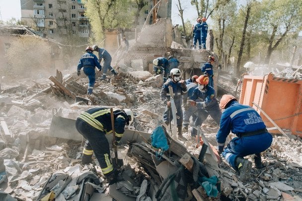 Фото з місця атаки по Києву 24 квітня / © МВС