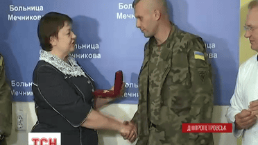 У Дніпропетровську нагородили трьох медиків-добровольців 66 військового шпиталю