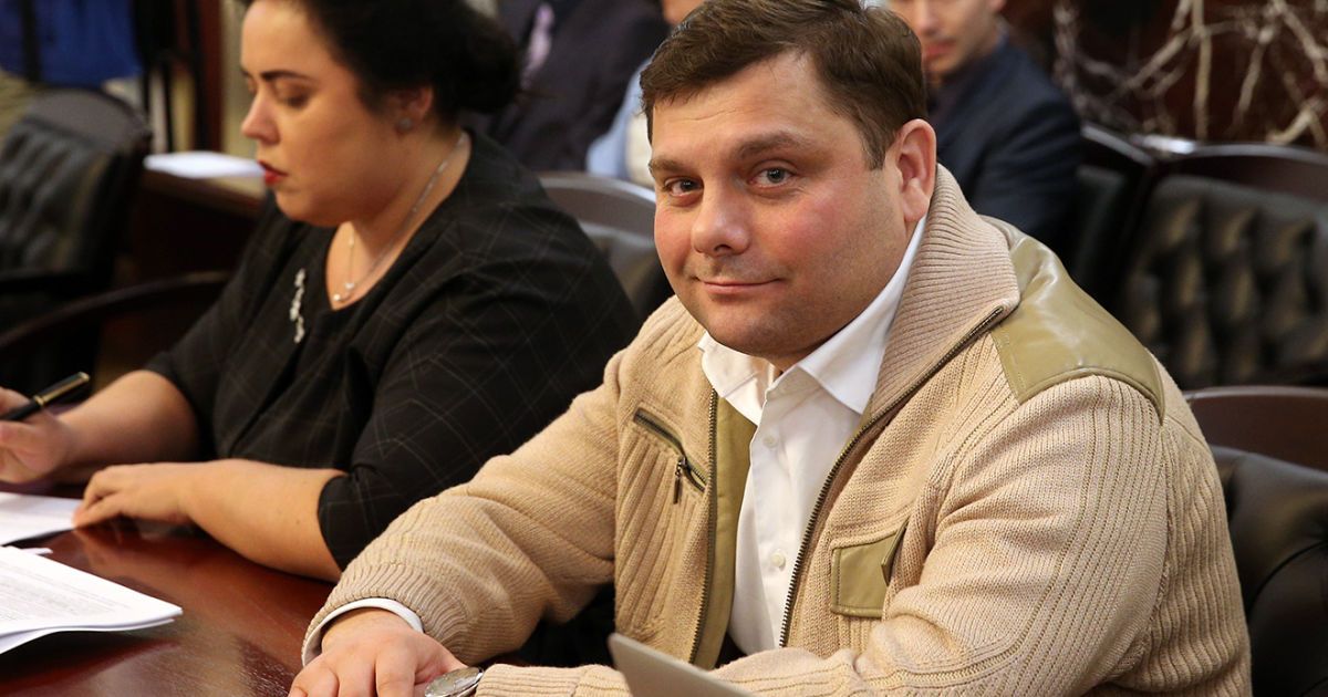 Помер бізнесмен, якого судили у "справі Навального" про розкрадання "Кіровлісу"