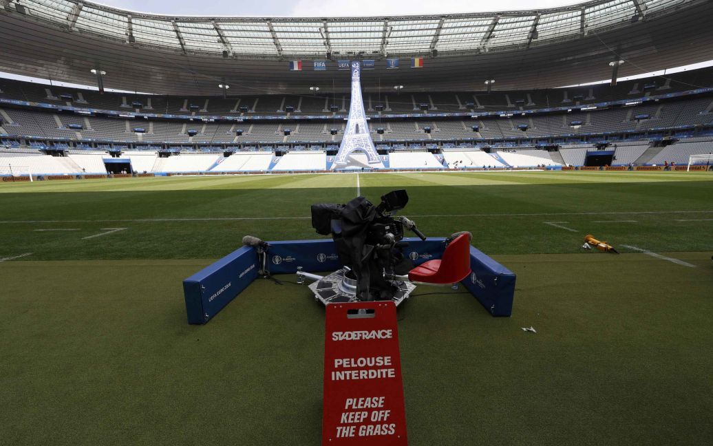 У Сен-Дені готуються до старту чемпіонату Європи з футболу. / © Reuters