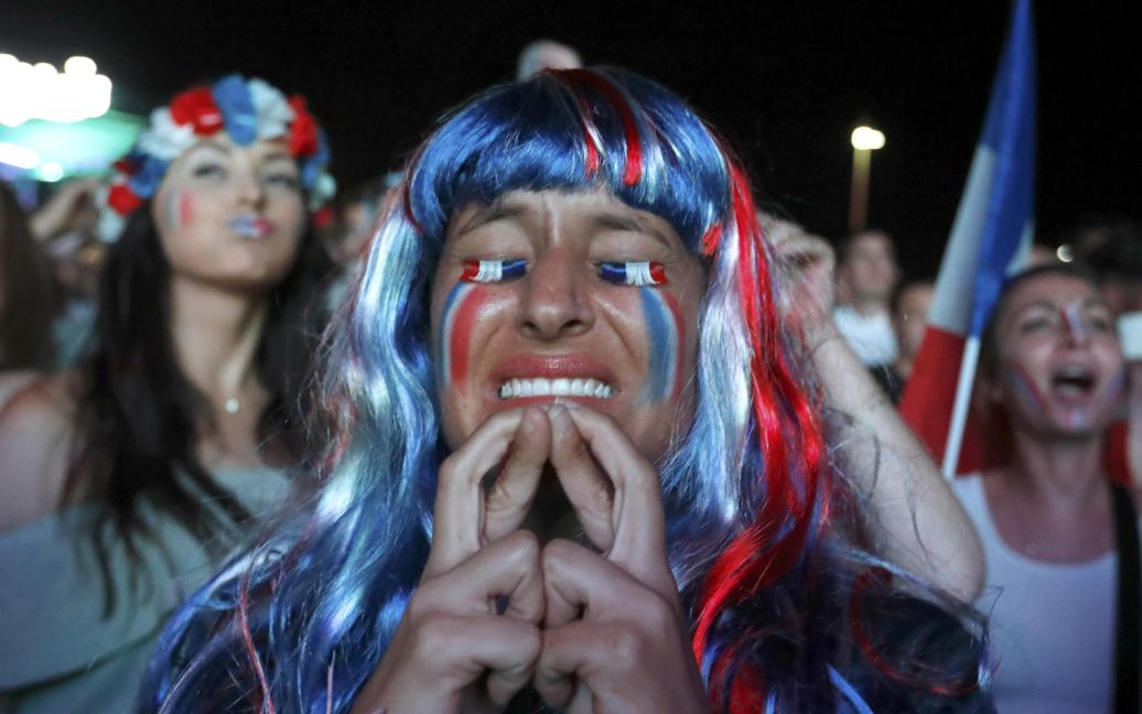 Дівчата-вболівальниці матчу-відкриття Євро-2016 Франція - Румунія / © Reuters