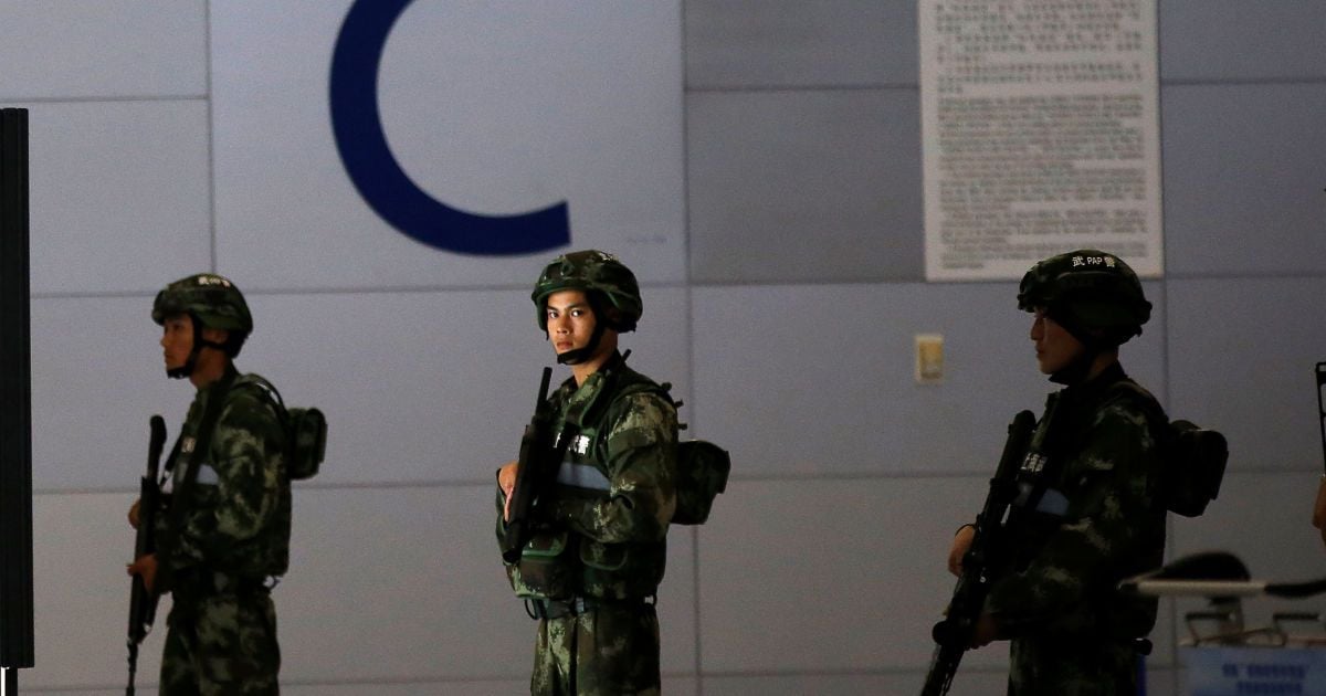 18 лет тюрьмы и 53 млн долл штрафа: в Китае за коррупцию арестовали семью экс-министра