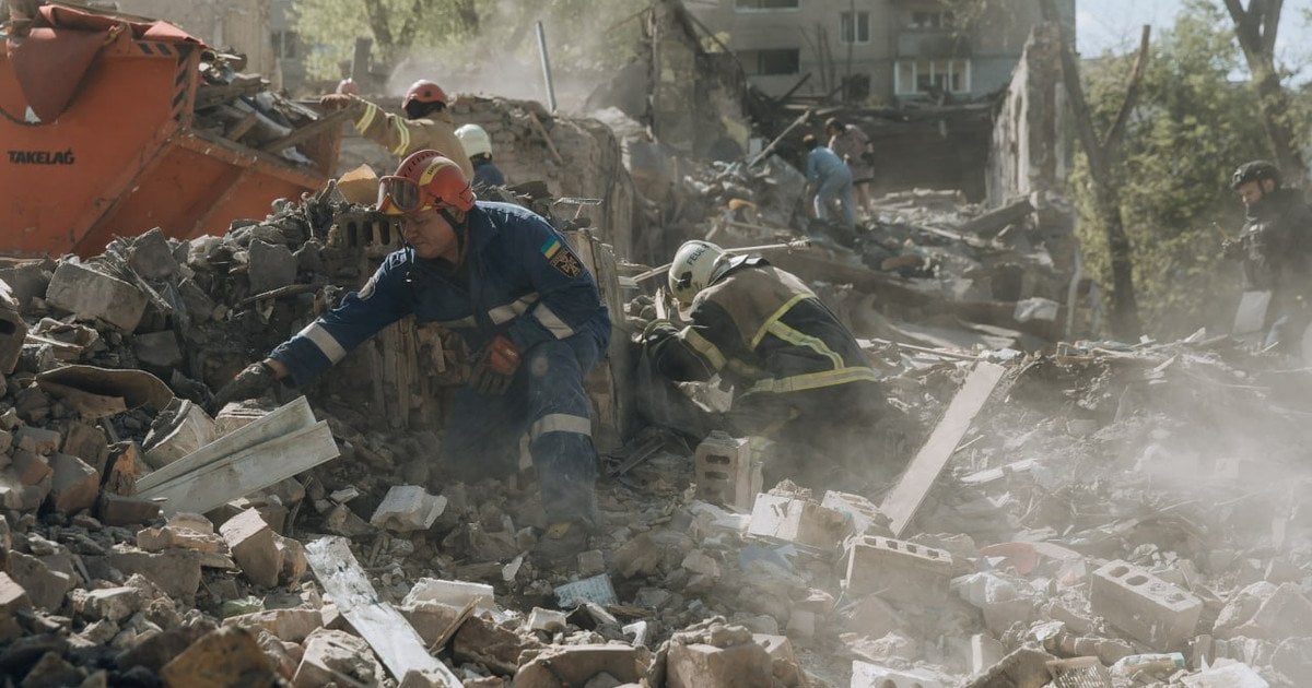 Руйнування у Києві після атаки 24 квітня