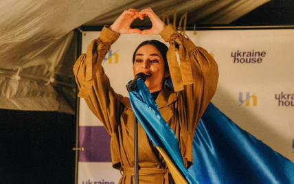 Злата Огнєвіч розповіла, скільки коштів вона з артистами зібрала під час благодійних концертів