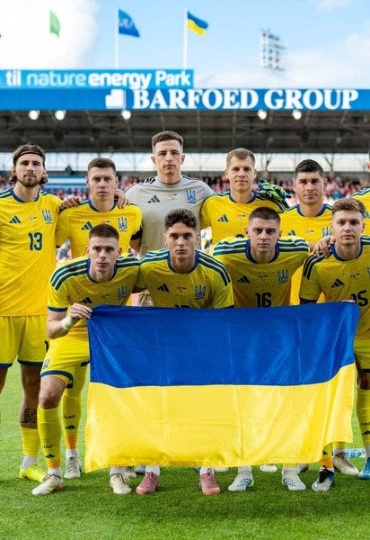 Сборная Украины по футболу