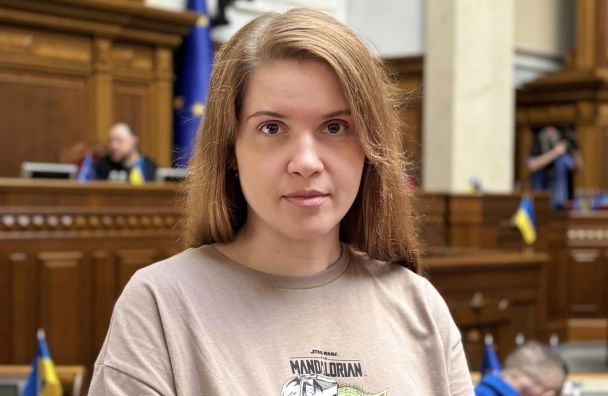 Безуглая обвинила известных журналистов в приспособленчестве в ВСУ: что ей ответили