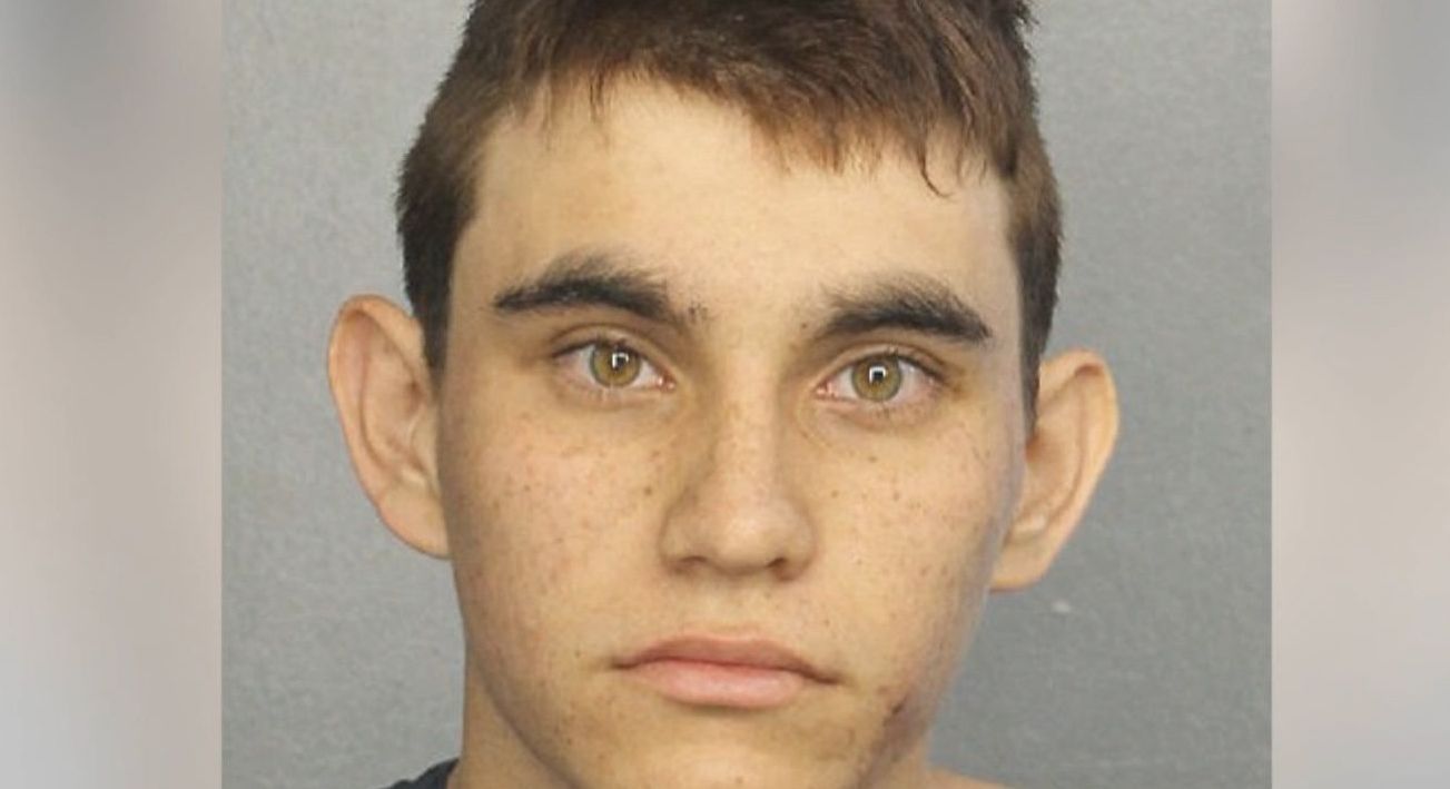 Стрільцю із Флориди висунули звинувачення у навмисному вбивстві 17 людей