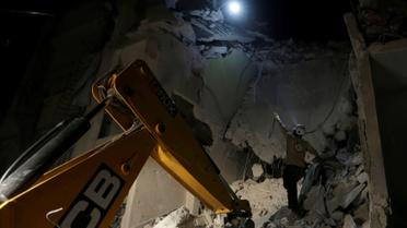 Наслідки авіаударів по сирійському місту Ідліб. / © Reuters