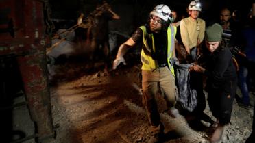 Наслідки авіаударів по сирійському місту Ідліб. / © Reuters