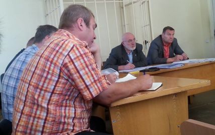 Екс-беркутівці, яких звинувачують у розгоні Євромайдану в листопаді 2013, з'явилися до суду