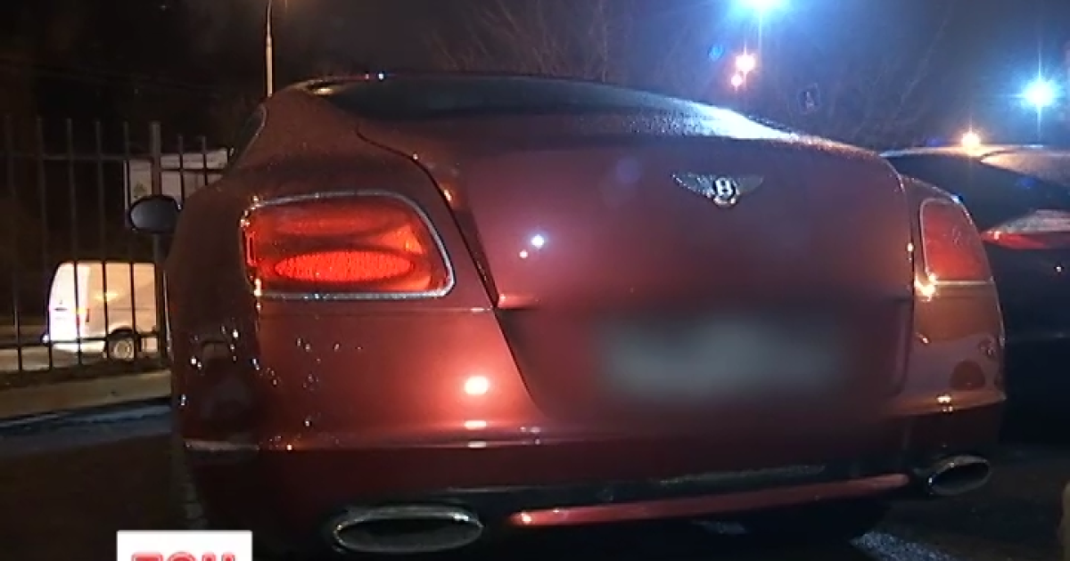 У Києві шукають червоний Bentley