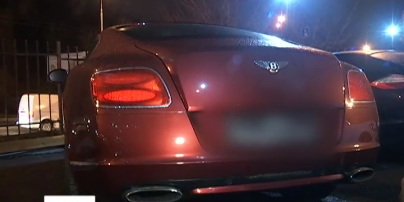 В центре Киева загадочно исчез арестованый красный Bentley вместе с охранником