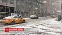 Через сніговий циклон за добу у восьми американських штатах випало по півметра снігу