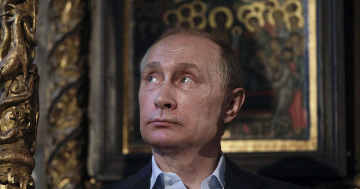 Путину разрешили посидеть в кресле византийских императоров