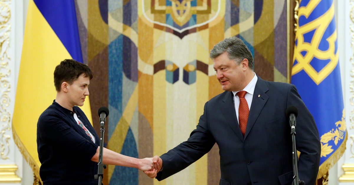 Савченко в гневе и растерянный Порошенко