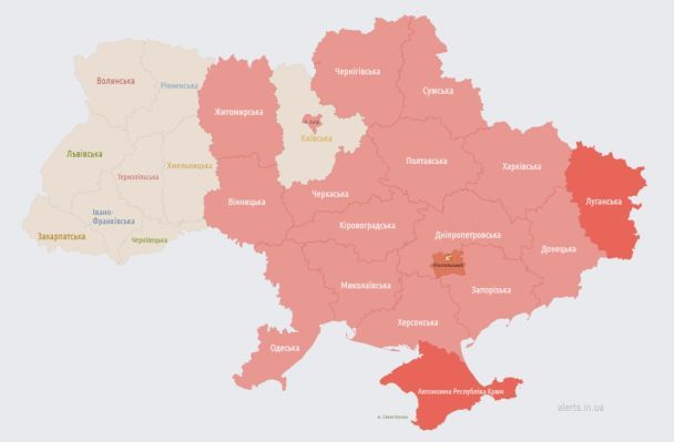 Сирени лунають у багатьох областях України / © Фото з відкритих джерел