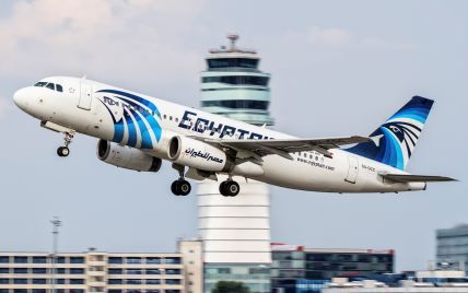 Перед падінням літака EgyptAir, на борту сталося задимлення - ЗМІ