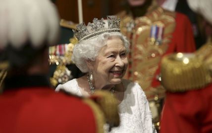 Онука Єлизавети II запідозрили у корупції за організацію прийому майже за мільйон доларів