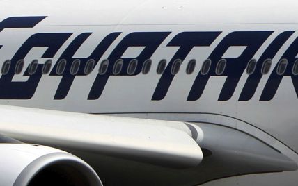 Египетский самолет подал сигнал бедствия через два часа после исчезновения