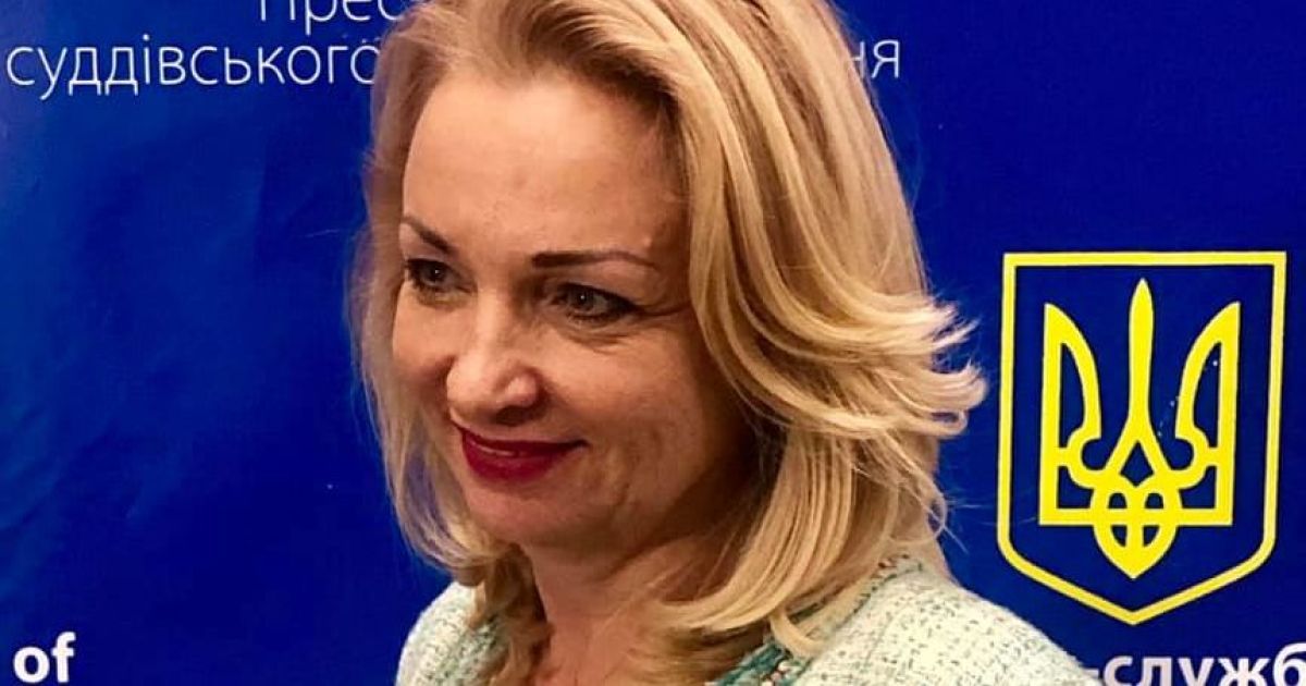 На всеукраинском съезде избрали судью Конституционного суда