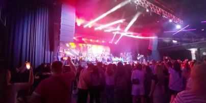 "Батько наш - Бандера" в исполнении Олега Скрипки