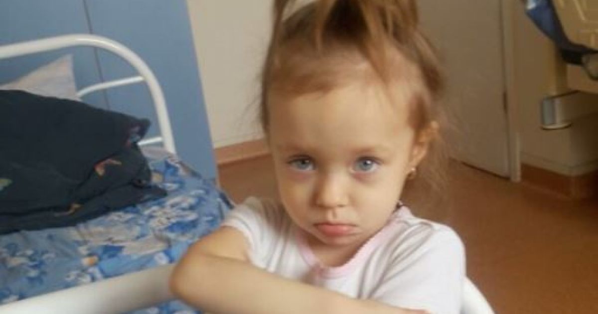 Допоможіть 2-річній Алісі здолати лейкоз