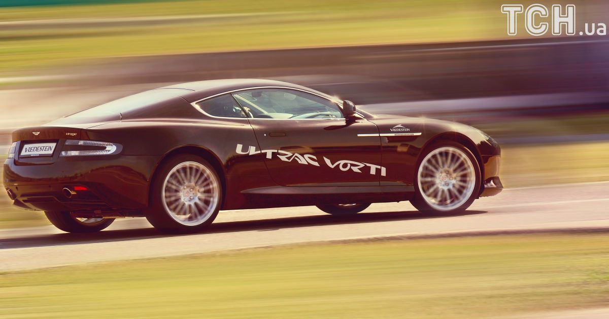 Фотокнигу включат в комплектацию к каждой модели Aston Martin