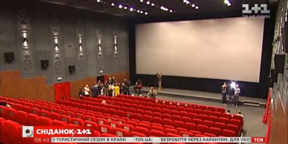 Карантин в Україні: деякі кінотеатри почали продавати квитки на майбутні сеанси