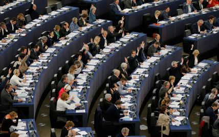 Европарламент призвал Россию начать переговоры относительно возвращения Крыма Украине