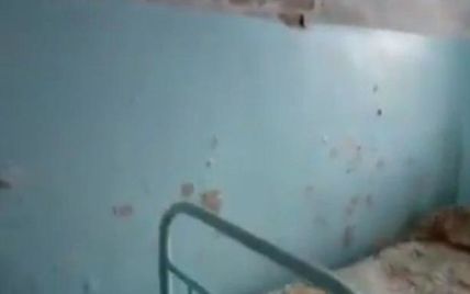 Облупленные стены и гнетущая атмосфера: инфекционка под Харьковом пугает своим состоянием (видео)