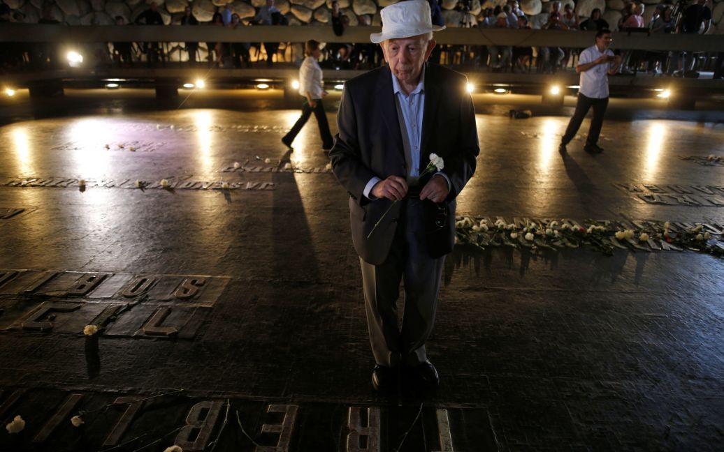 В Ізраїлі згадують жертв Голокосту. / © Reuters
