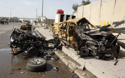 У Багдаді вибухнув замінований автомобіль, 14 осіб загинуло
