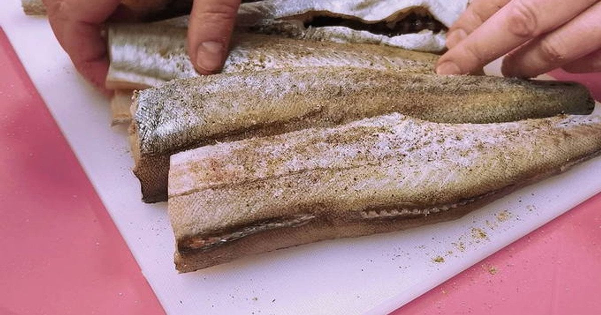 Як приготувати минтай в духовці