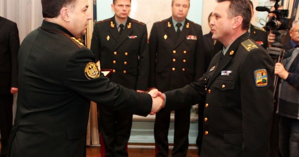 Военные в Минобороны могут получить послабления в законе о люстрации