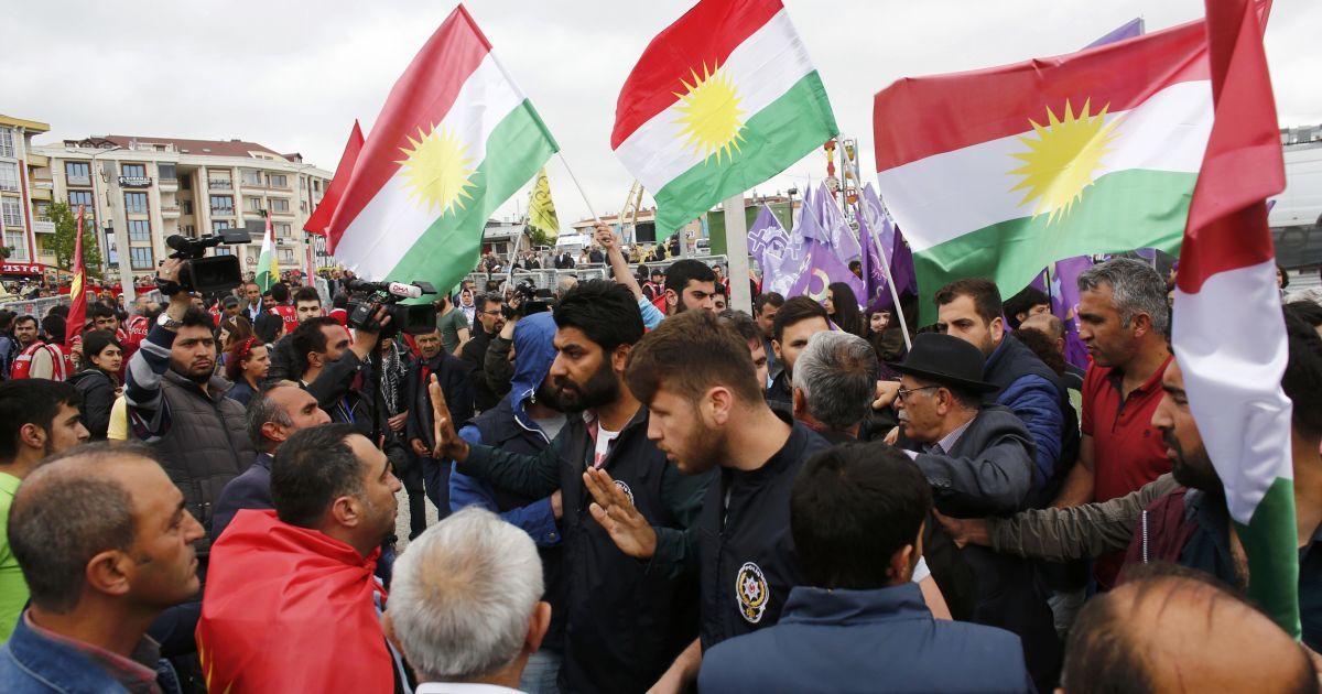 Силовики разгоняли демонстрантов / © Reuters