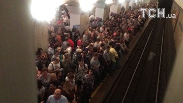Тиснява на станції &quot;Майдан Незалежності&quot; / © ТСН.ua