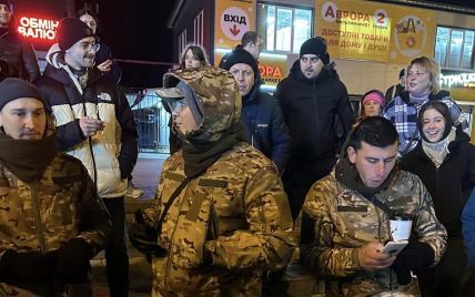 "Шахраї збирають готівку на ЗСУ": відомий ветеран заявив про викриття псевдоволонтерів у Києві 