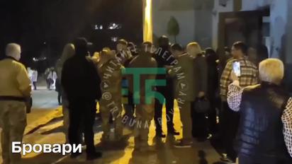 "Рейды" продолжаются: ТЦК проверяли документы на концерте в Броварах и ходили по кафе Одессы