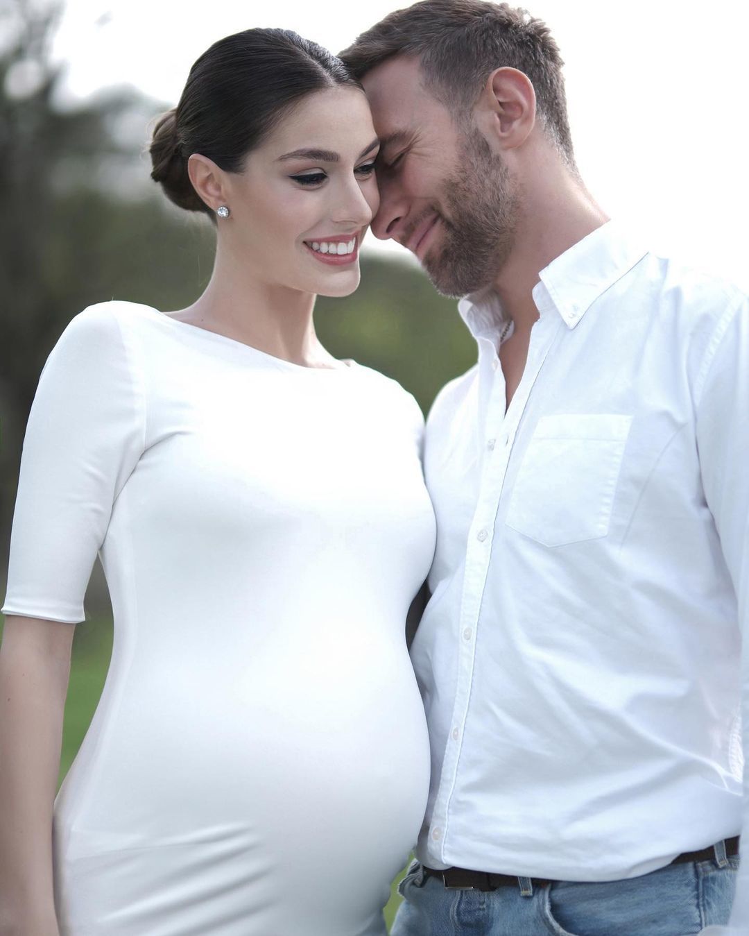 Іраклі Макацарія з вагітною дружиною / © instagram.com/maqatsa